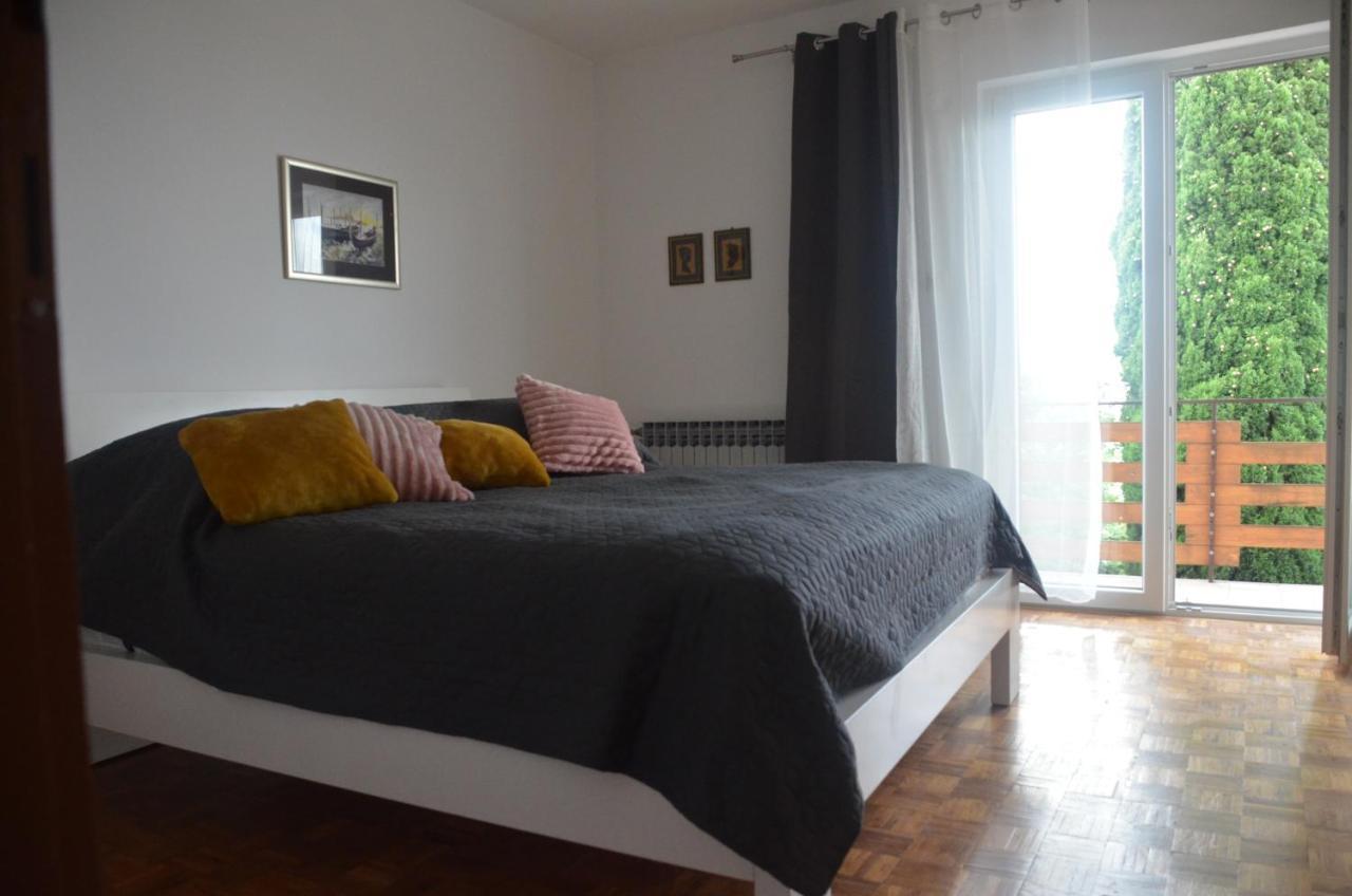 Apartament Corina & Franco Senj  Zewnętrze zdjęcie
