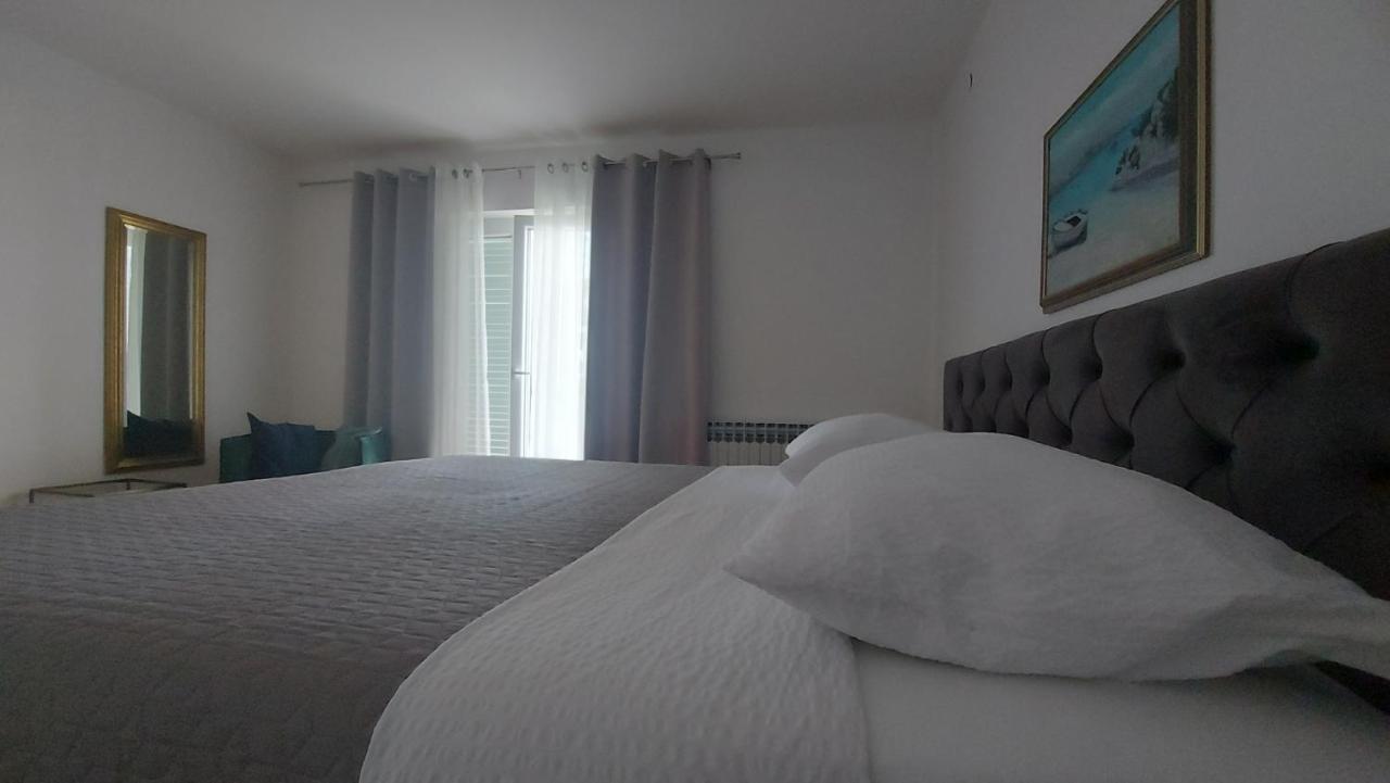 Apartament Corina & Franco Senj  Zewnętrze zdjęcie
