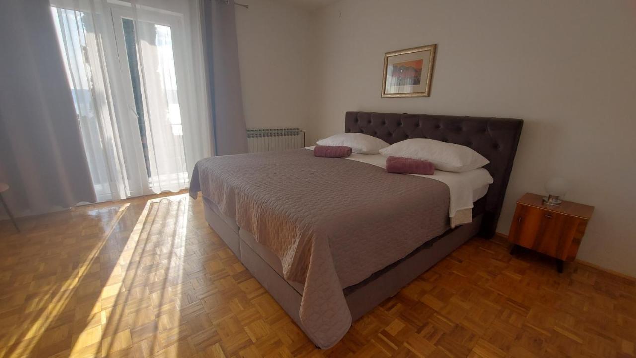 Apartament Corina & Franco Senj  Zewnętrze zdjęcie